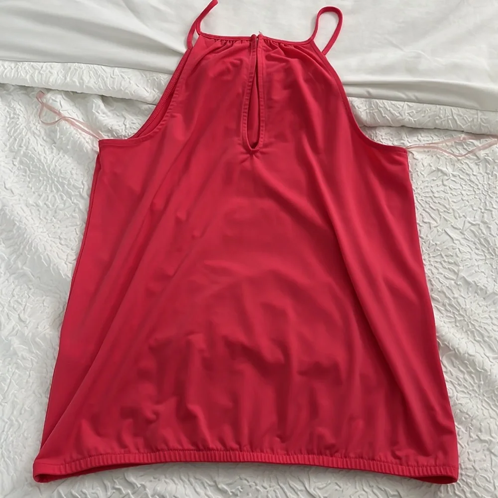 Express Tank Top - Picture 2 of 2